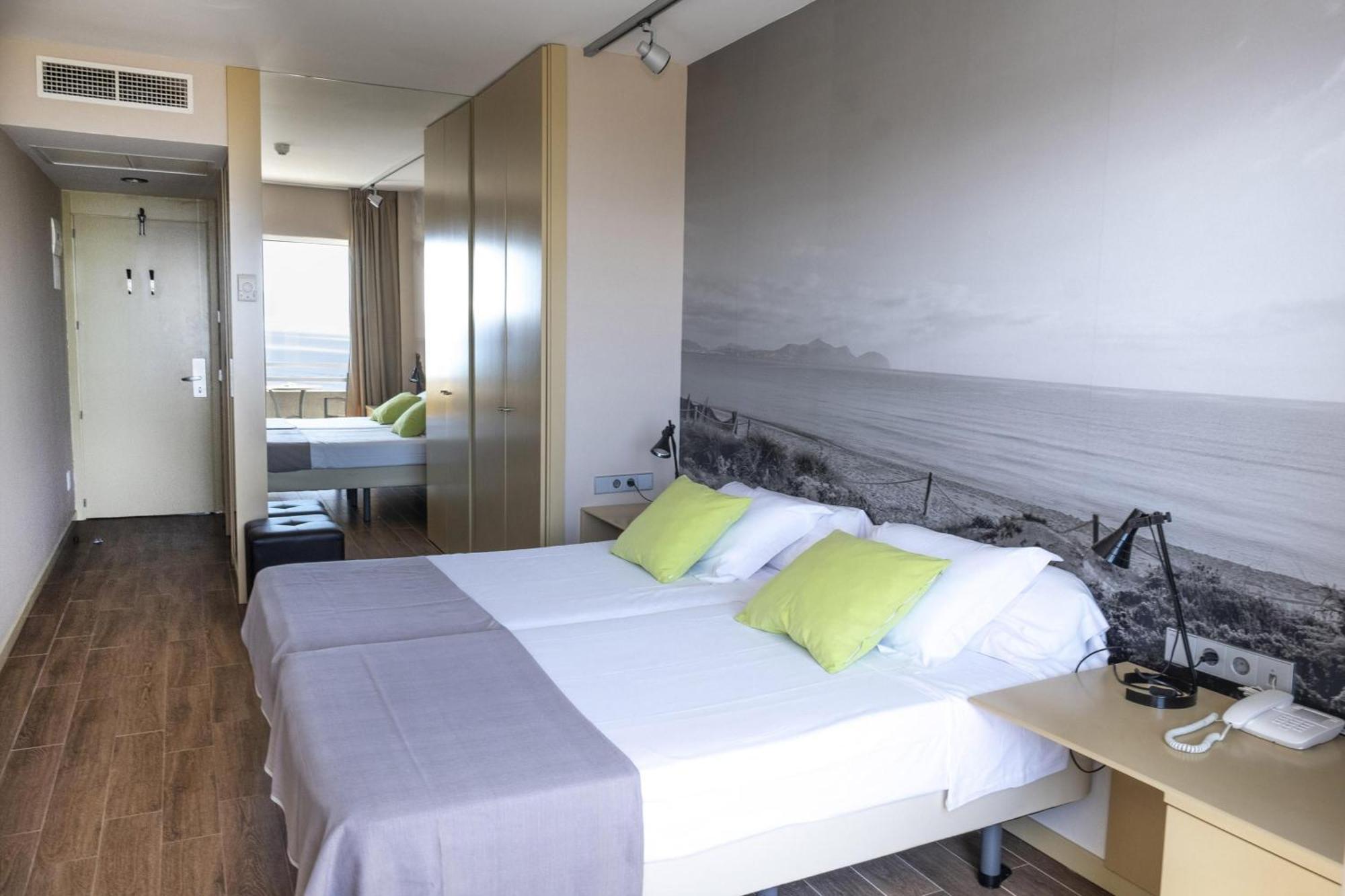 Eix Platja Daurada Hotel & Spa Can Picafort  Exterior photo