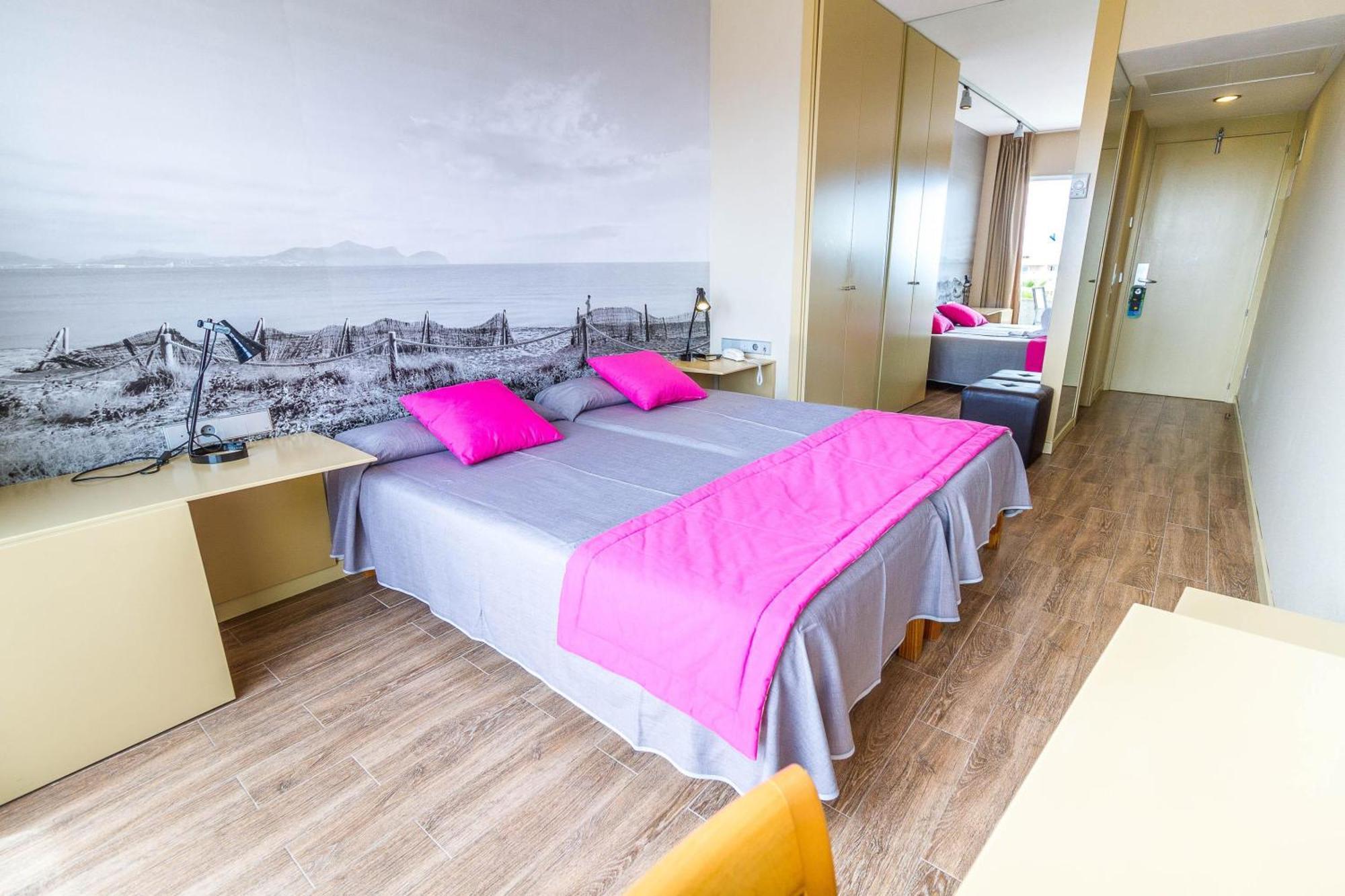 Eix Platja Daurada Hotel & Spa Can Picafort  Exterior photo